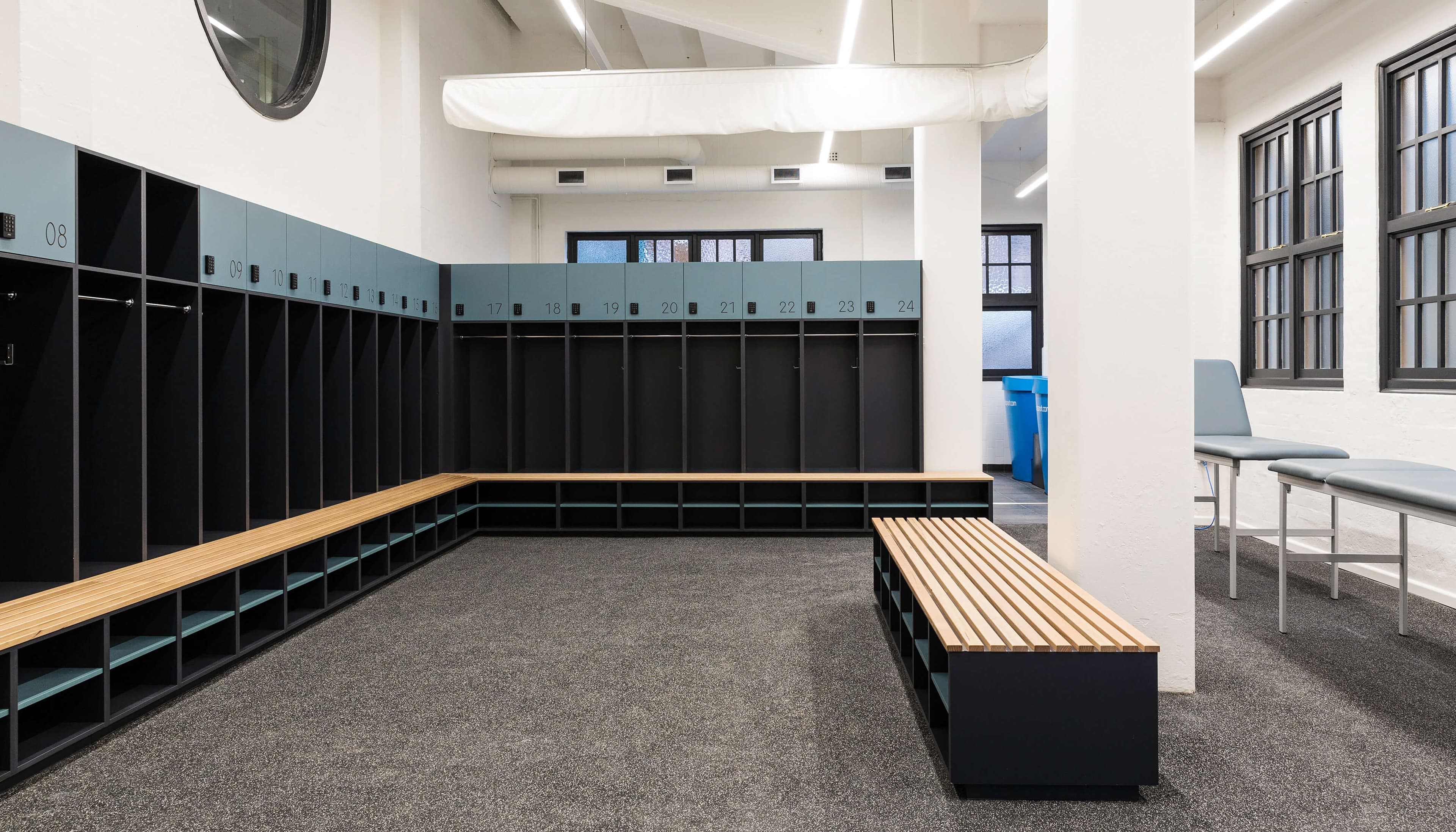 Duncan Thompson Stand - Sam Crawford Architects