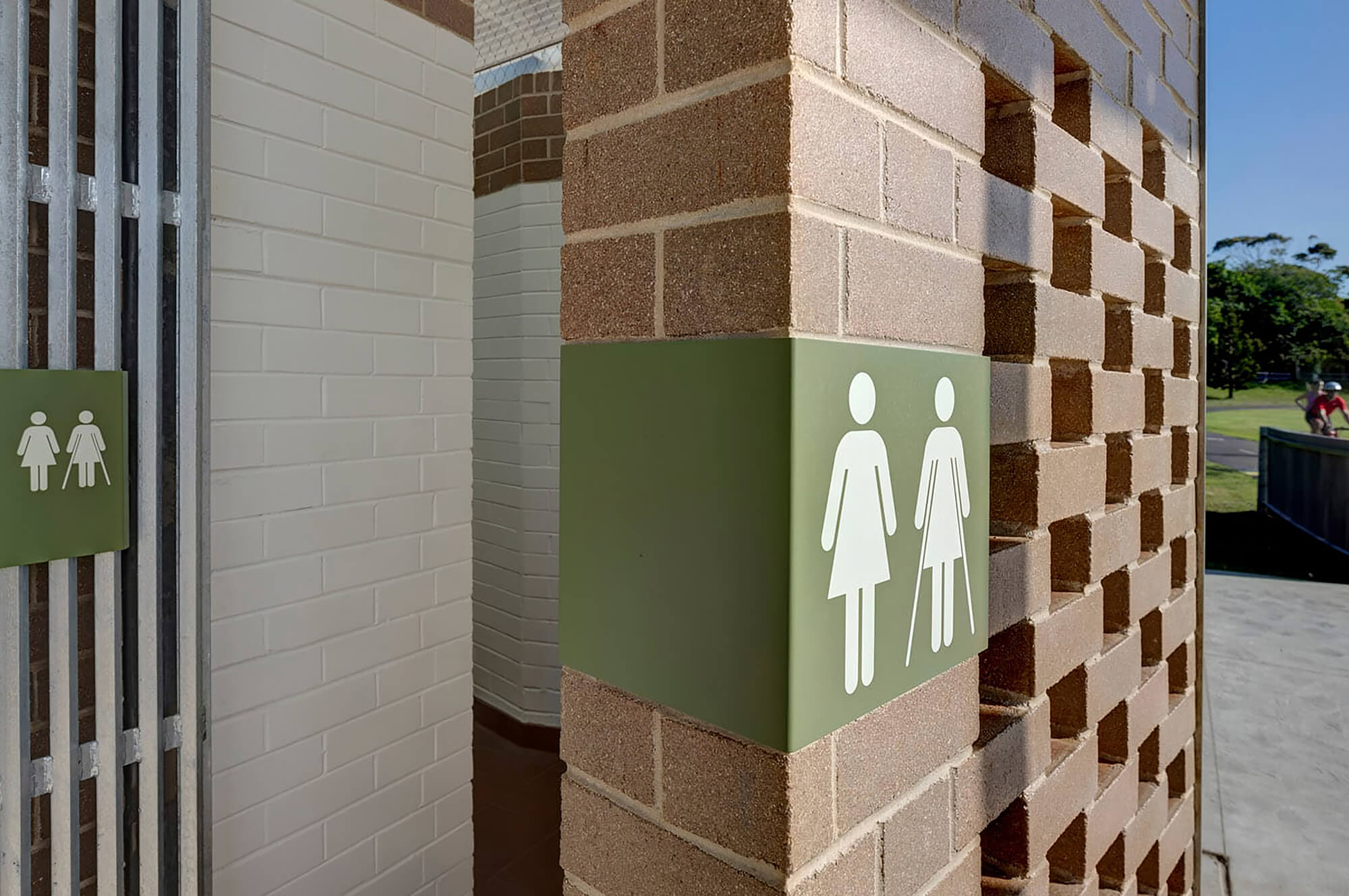 Queens Park Sports Pavilion - Sam Crawford Architects