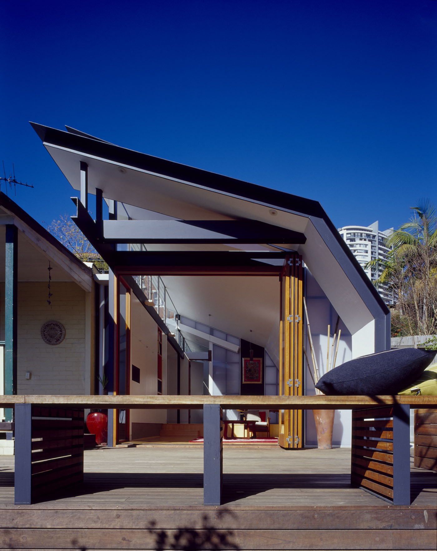Sam Crawford Architects_wave house07